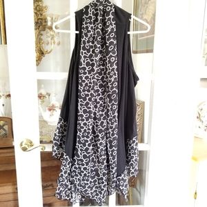 Womens black and white sleeveless vest